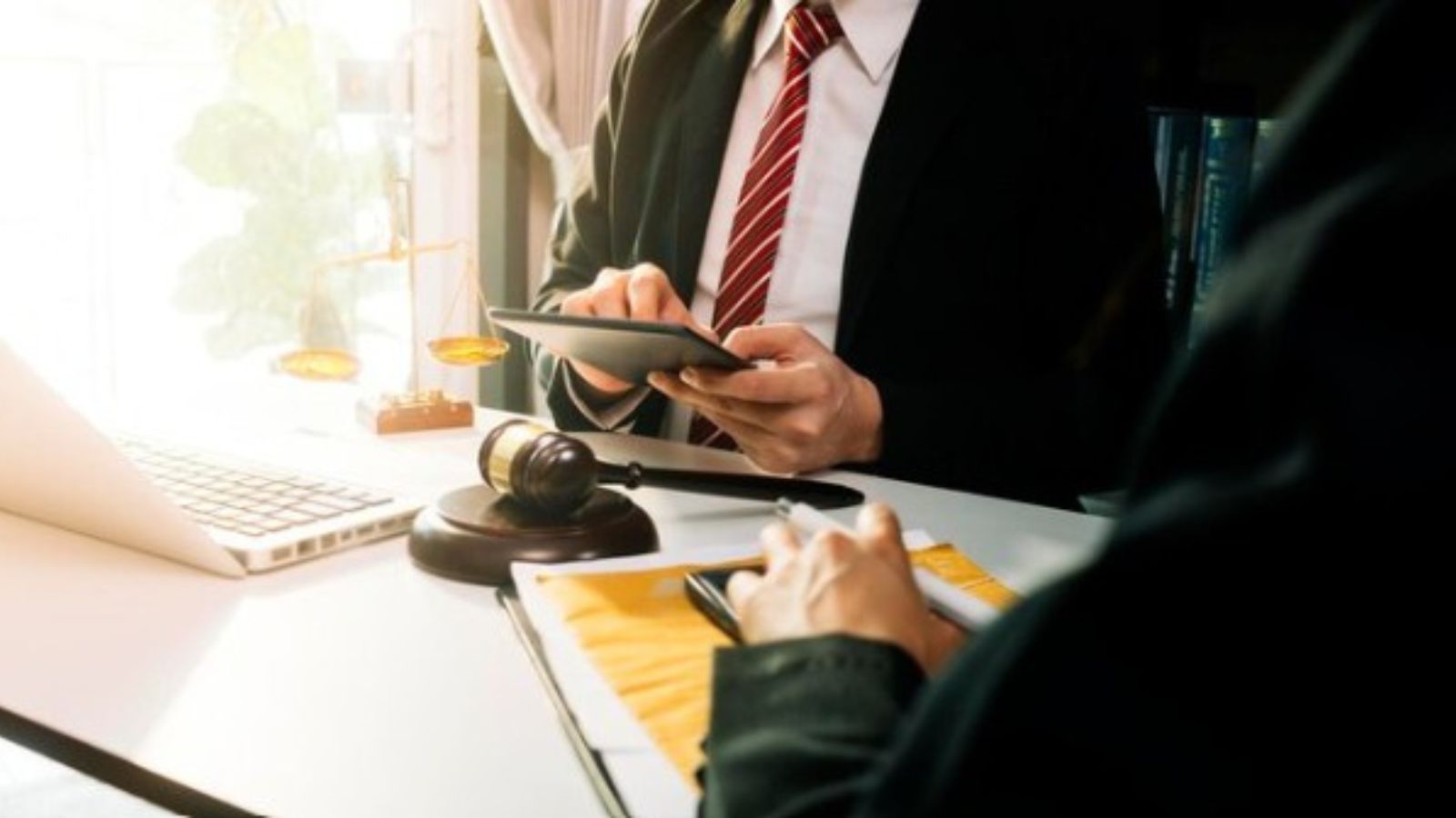 Everything You Should Know About Working with a Criminal Lawyer Everything You Should Know About Working with a Criminal Lawyer