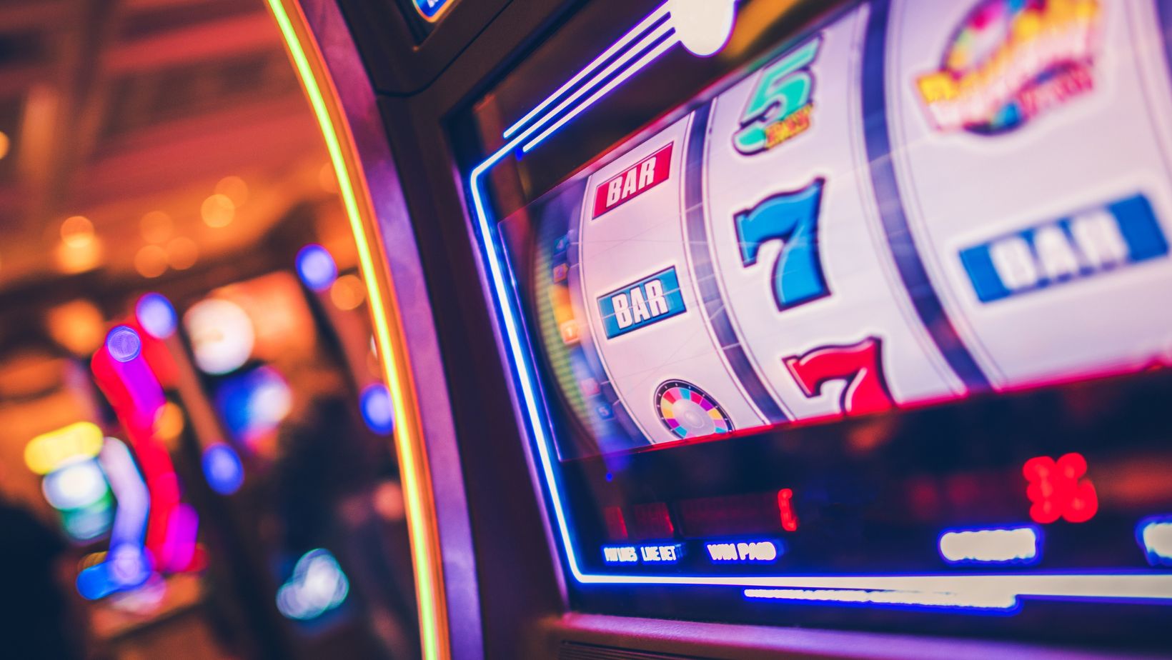 Deep Dive: The Software Architecture Behind Online Slot Machines Deep Dive: The Software Architecture Behind Online Slot Machines