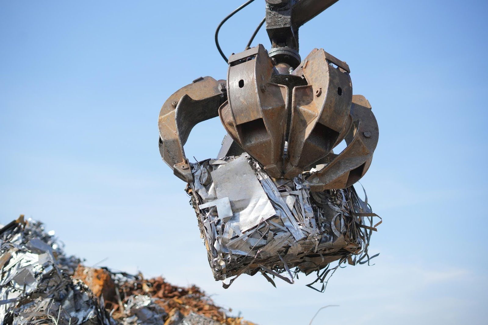 From Trash to Treasure: Turning Scrap Metal Into Cash