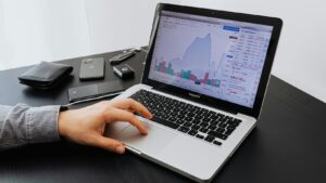 How Leading Investment Platforms Keep Data in Sync Across Custodians