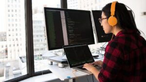 Why Modern Tech Companies Are Rethinking Their Server Infrastructure Choices